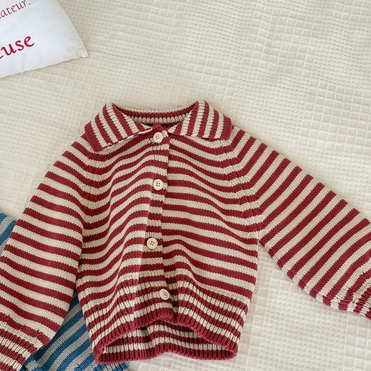 ボーダーニットカーディガン 襟付き 長袖 ボタン開閉 トップス【mh0011431】