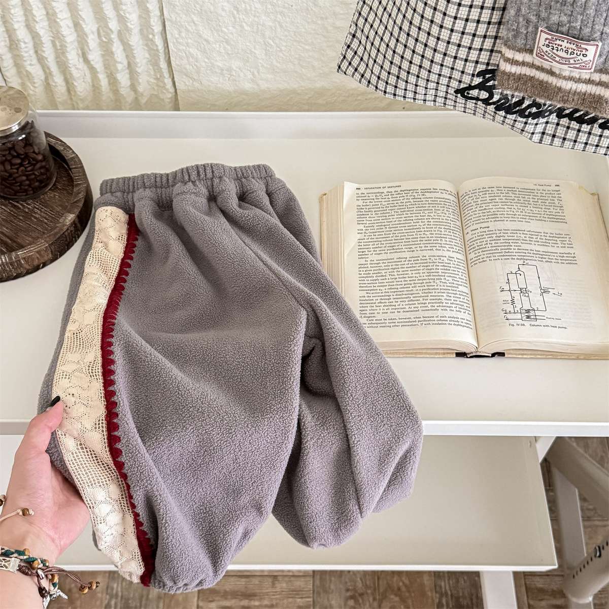 -フリーススウェットパンツ サイドレースデザイン あったか長ズボン【mh0011427】 - mamahalo shop - ロングパンツ・スウェットパンツ - べビー服 - 子供服 - 男の子 - 女の子