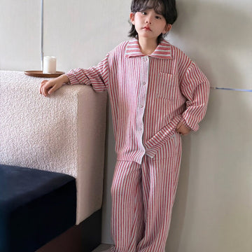 Conjunto de camisa de manga larga holgada con cuello y rayas, y pantalón largo casual para niños y jóvenes 【mh0014441】