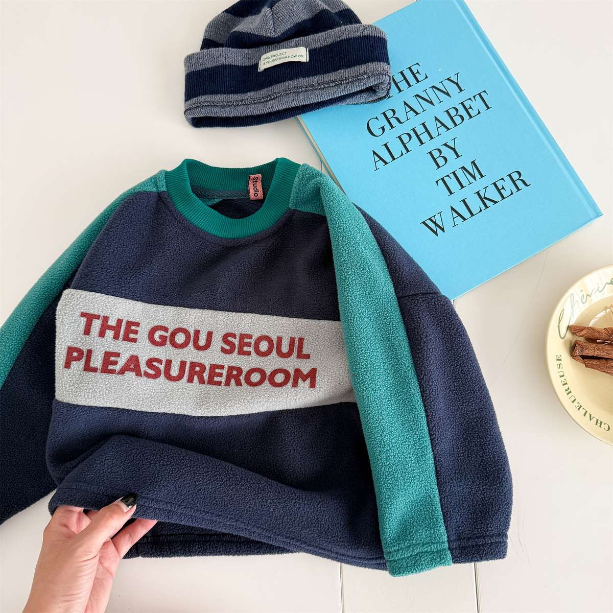 -長袖フリース ラグラン袖 プリントロゴ クルーネック トップス【mh0011426】 - mamahalo shop - 長袖Tシャツ - べビー服 - 子供服 - 男の子 - 女の子