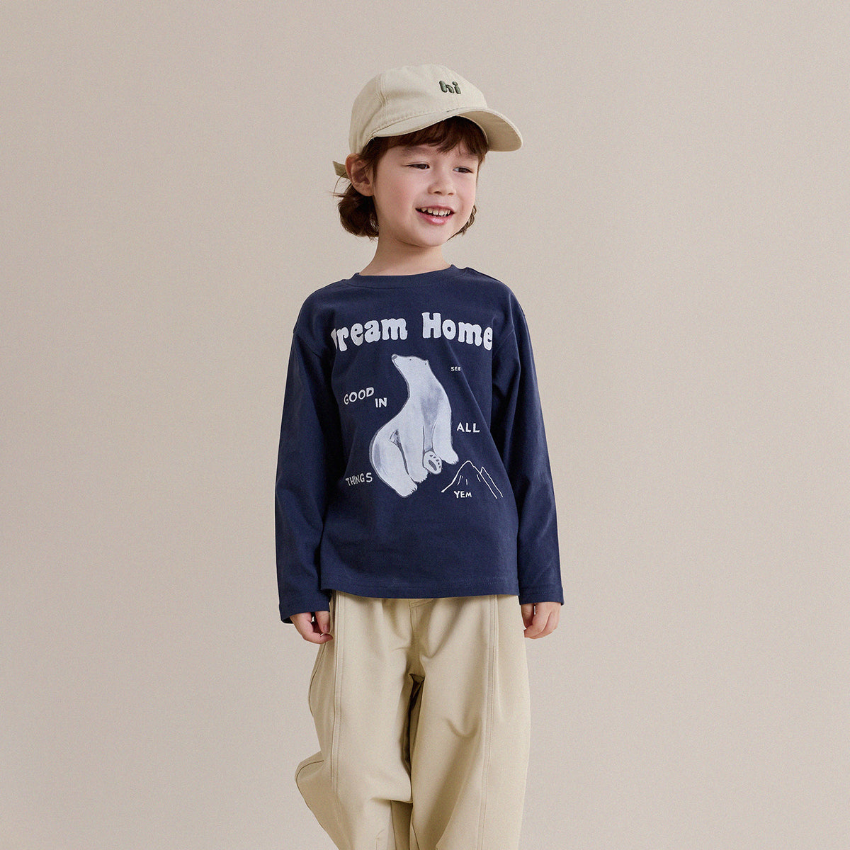 キッズ長袖Tシャツ(ネイビー)フロントのアニマルプリント