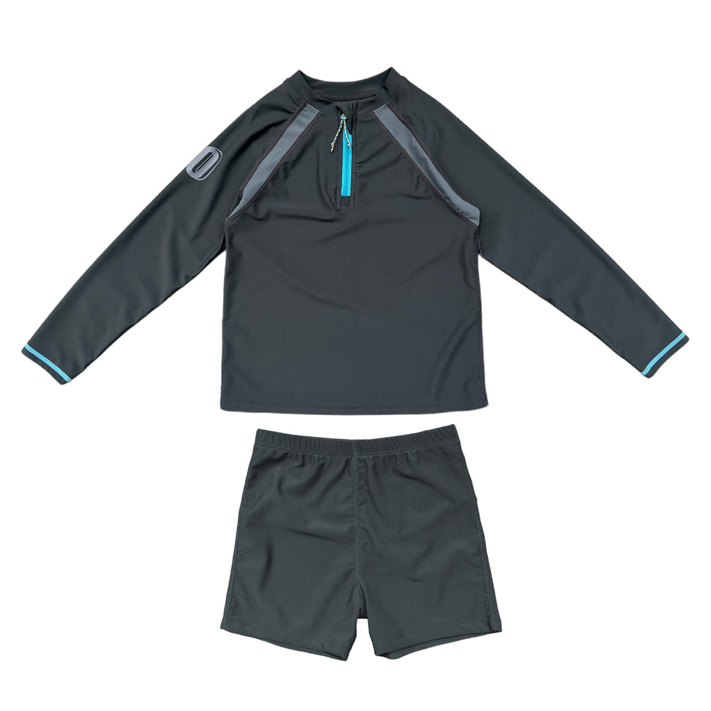 Sporty Front-Zip Rash Guard Swimsuit Set 長袖ラッシュガード ショートパンツ 水着【mh0013625】