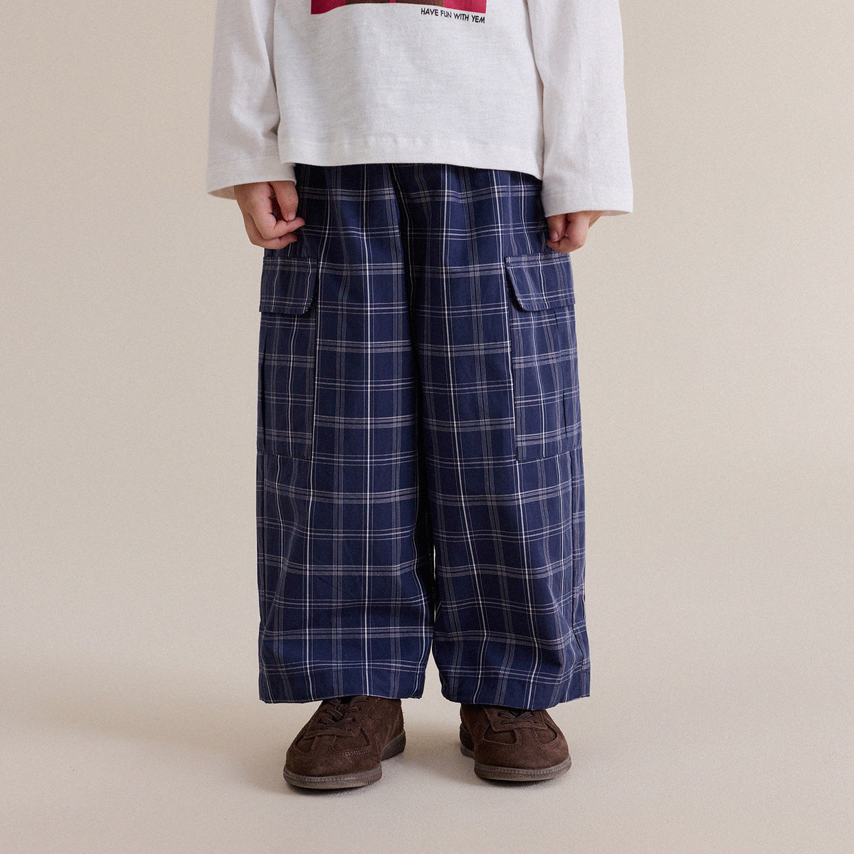 チェック柄ワイドロングパンツ、フラップポケット付き、ネイビー×ブルー