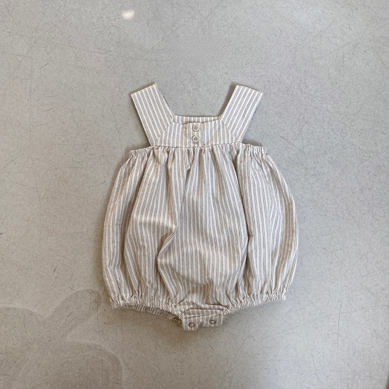 -ベビー ストライプ ノースリーブ サスペンダー ロンパース ブルー カーキ ユニセックス 5913B - mamahalo shop - ノースリーブロンパース - べビー服 - 子供服 - 男の子 - 女の子