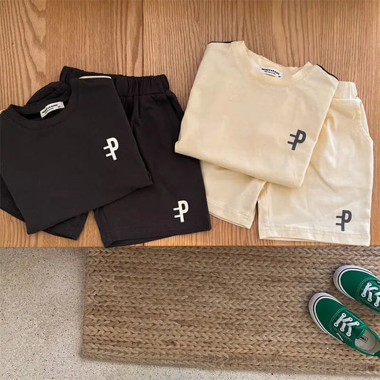 -キッズセットアップ 2点セット 半袖Tシャツ+ショートパンツ ワンポイントロゴプリント 3カラー【mh0005393】 - mamahalo shop - 半袖セットアップ - べビー服 - 子供服 - 男の子 - 女の子