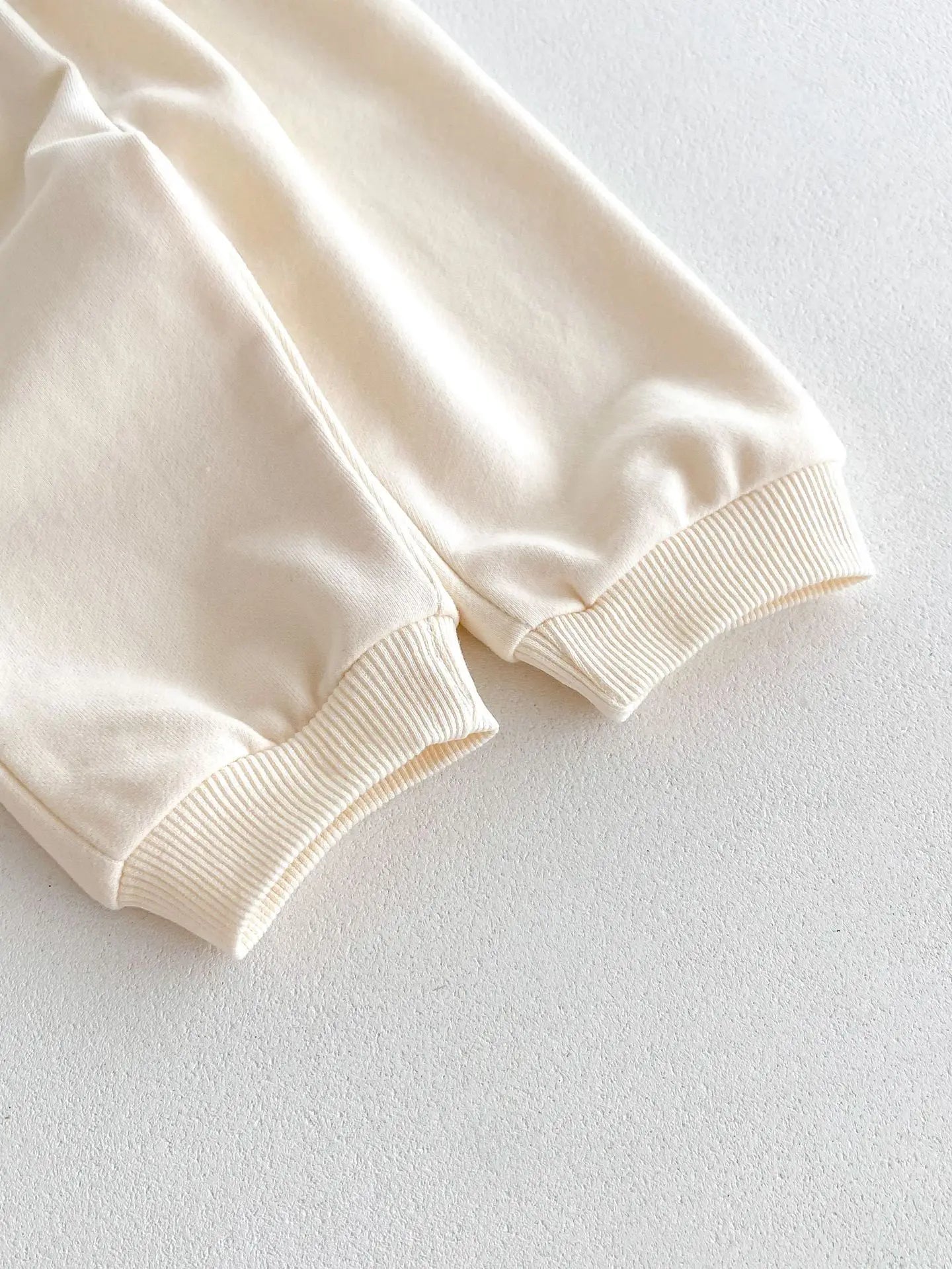 -ベビーキッズセットアップ 2点セット セーラーリボン 長袖スウェットシャツ+スウェットパンツ アプリコット【mh0006369】 - mamahalo shop - 長袖セットアップ - べビー服 - 子供服 - 男の子 - 女の子