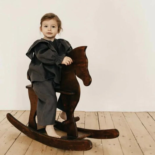 -キッズセットアップ 2点セット 長袖ショルダーフリルチュニックブラウス アンクルルーズパンツ ブラックスーツ - mamahalo shop - 長袖セットアップ - べビー服 - 子供服 - 男の子 - 女の子