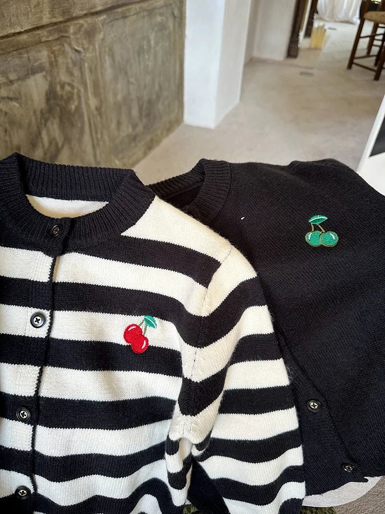 -キッズカーディガン ボーダー/無地チェリー刺繍ニットジャケット 2カラー - mamahalo shop - カーディガン・パーカー - べビー服 - 子供服 - 男の子 - 女の子