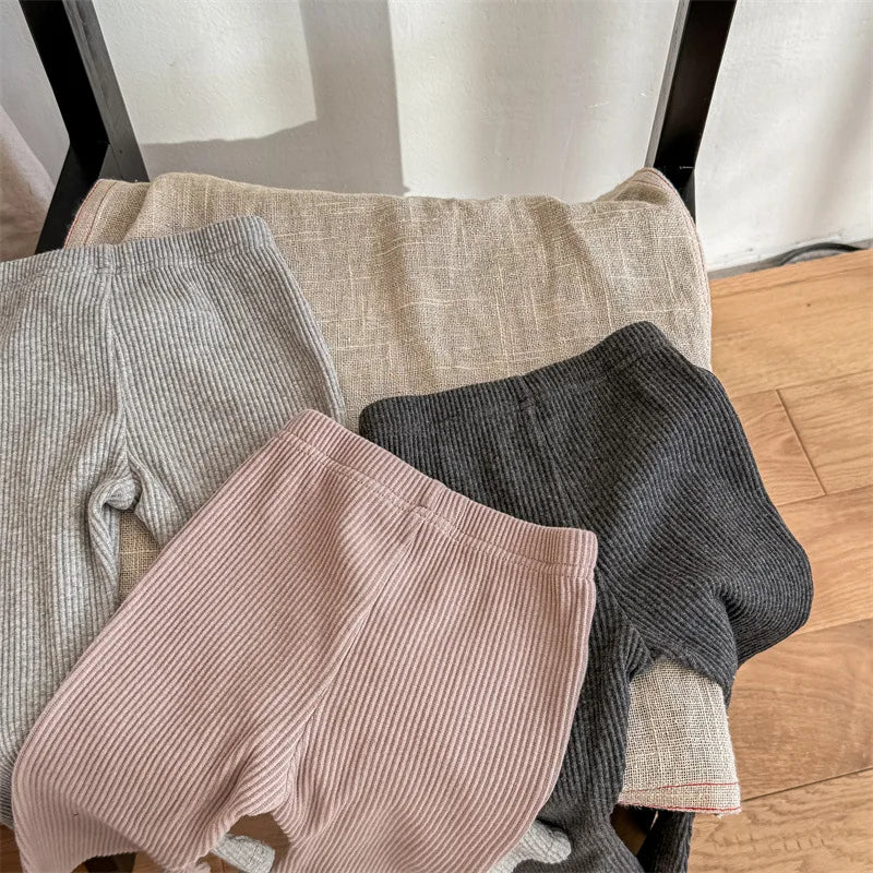 -キッズパンツ タグワンポイントフレアリブレギンスパンツ 3カラー - mamahalo shop - レギンスパンツ - べビー服 - 子供服 - 男の子 - 女の子