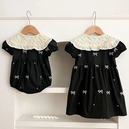 -☺︎ ベビーロンパース/キッズワンピース 半袖 リボン刺繍 レース 丸襟 リンクコーデ 姉妹 お揃いコーデ - mamahalo shop - 半袖ロンパース - べビー服 - 子供服 - 男の子 - 女の子