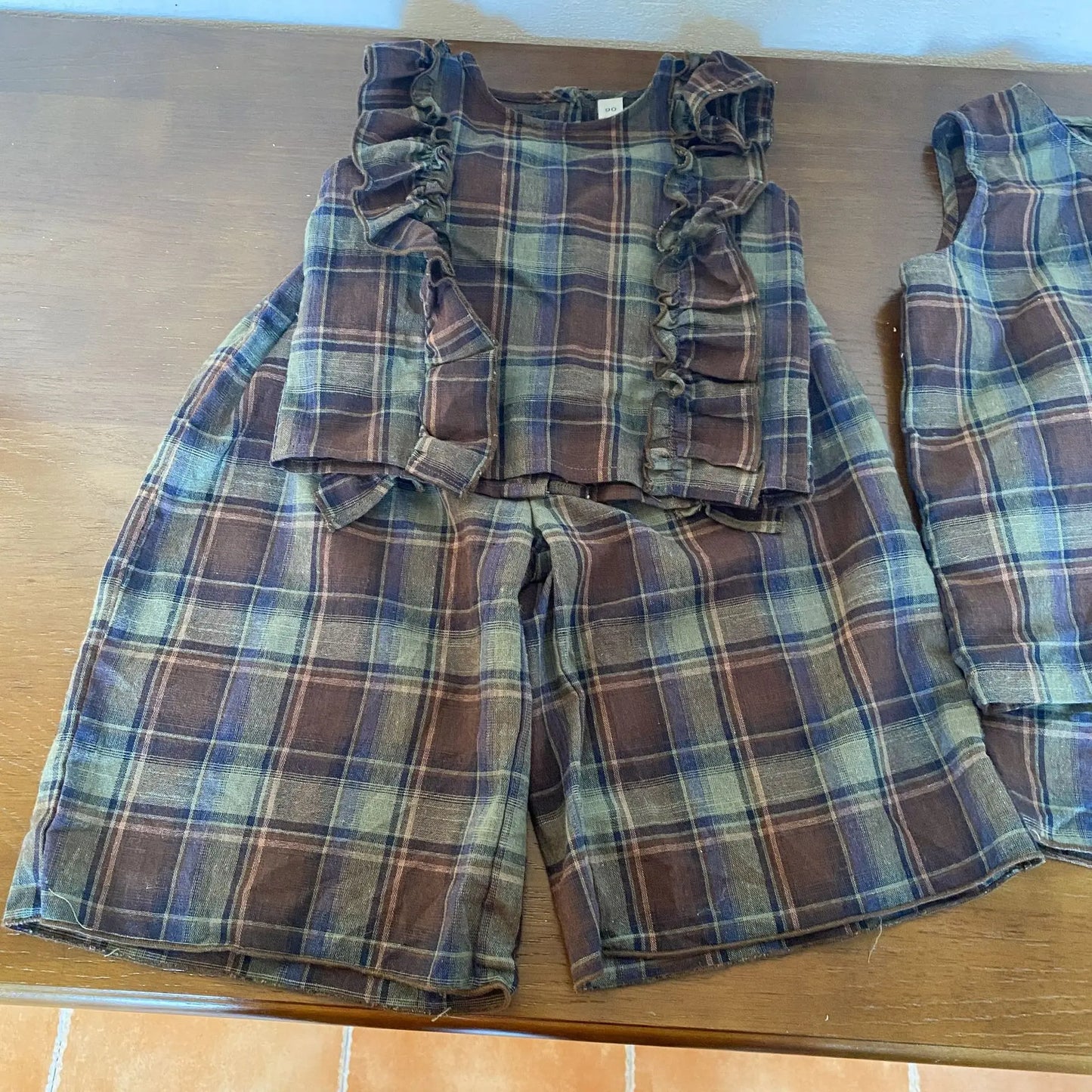 -キッズセットアップ 2点セット ボーイズ タンクトップ+ショートパンツ/ガールズフリルノースリーブブラウス+ロングワイドパンツ チェック リンクコーデ 兄弟姉妹 お揃いコーデ【mh0004647】 - mamahalo shop - ノースリーブセットアップ - べビー服 - 子供服 - 男の子 - 女の子