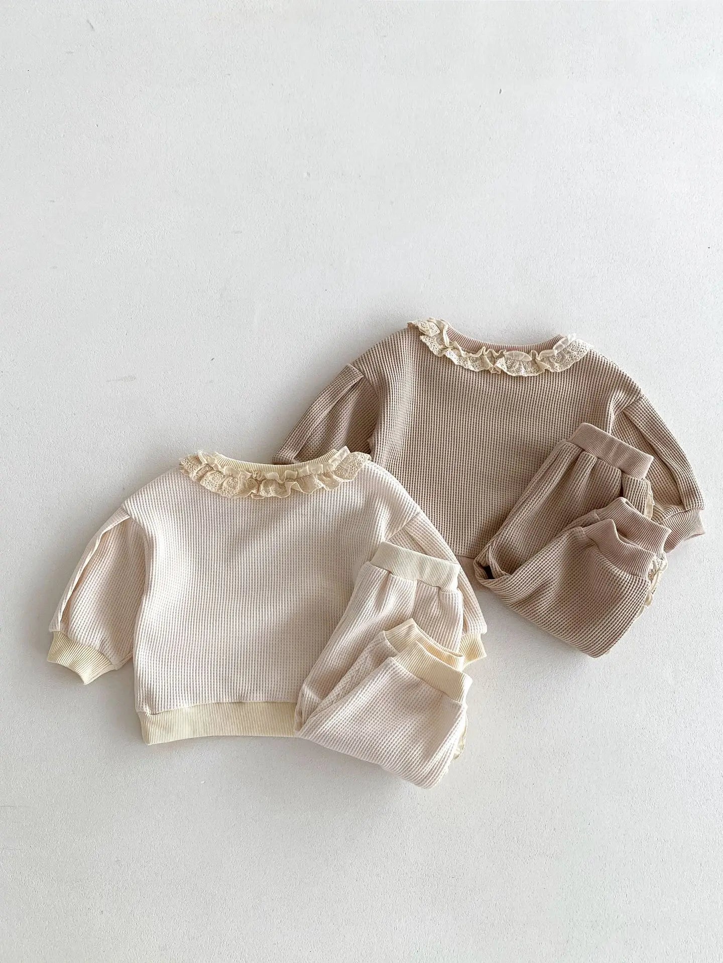 -ベビーキッズセットアップ 2点セット レースフリル長袖Tシャツ+サイドレースフリルロングパンツ 2カラー - mamahalo shop - 長袖セットアップ - べビー服 - 子供服 - 男の子 - 女の子