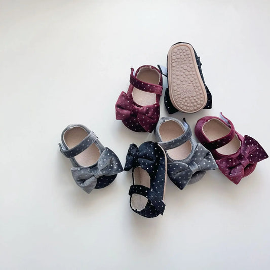-ベビーシューズ パフリボンベルベットフラットバレエシューズ ファーストシューズ 靴 - mamahalo shop - ベビー用靴 - べビー服 - 子供服 - 男の子 - 女の子