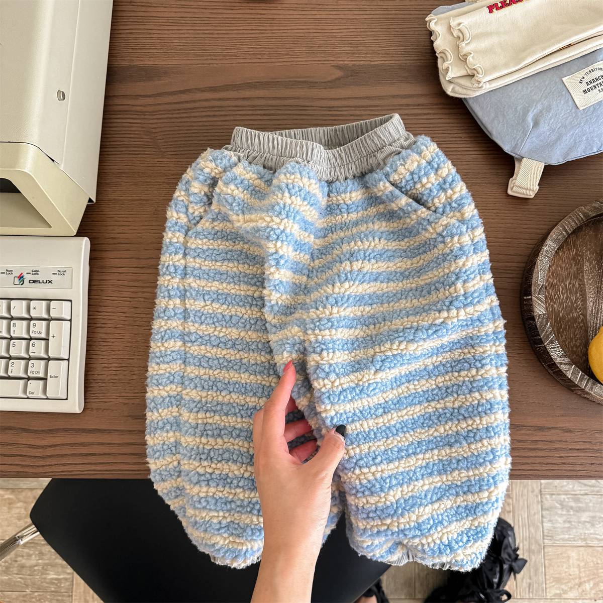 ロングパンツ・スウェットパンツ Beige / 80cm ロングパンツ シープボア ボーダー柄 もこもこボア 長ズボン【mh0011400】