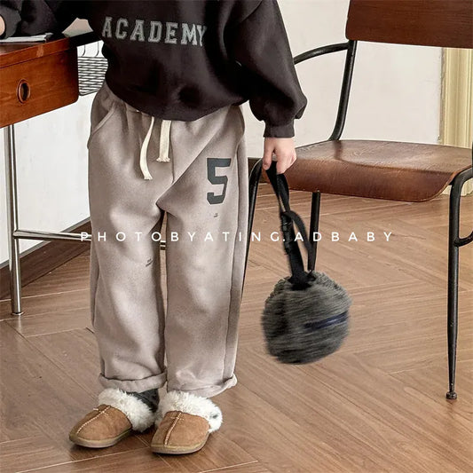 ロングパンツ・スウェットパンツ キッズパンツ ロゴプリント裏フリースロングスウェットパンツ【mh0008465】