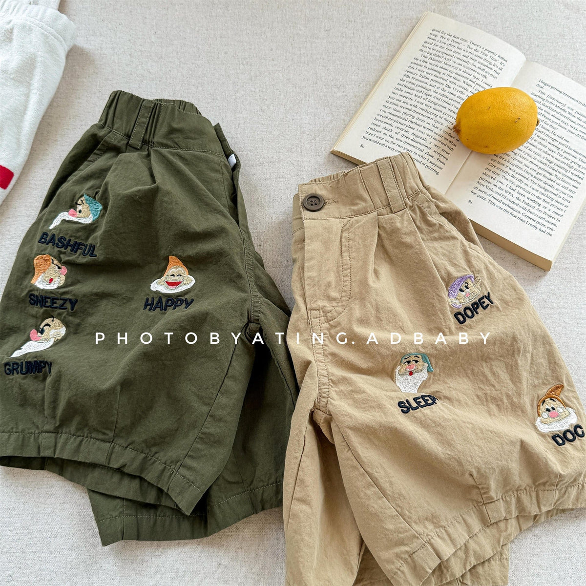 小人ドワーフ刺繍入りバミューダパンツ2枚セット(カーキ&オリーブ)