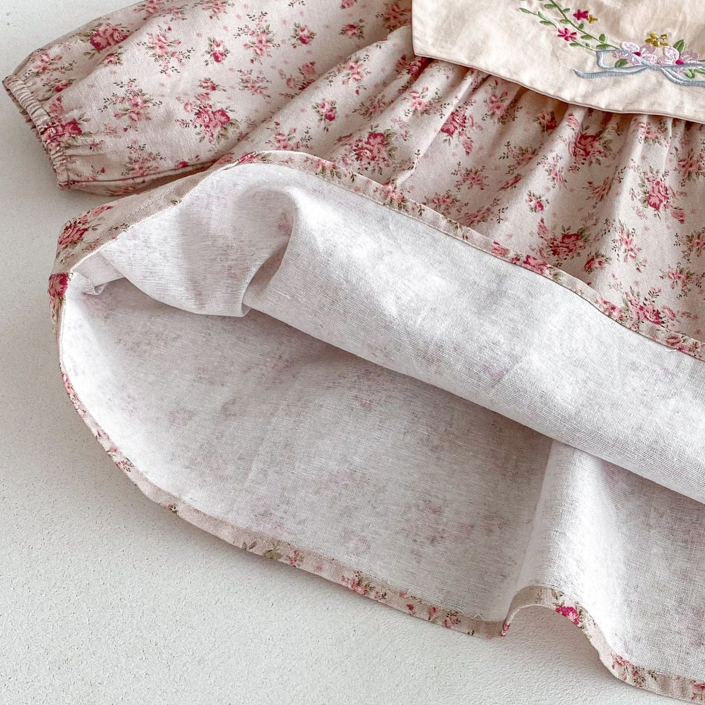 長袖ワンピース フラワー刺繍ビッグ襟長袖ワンピース【mh0010680】