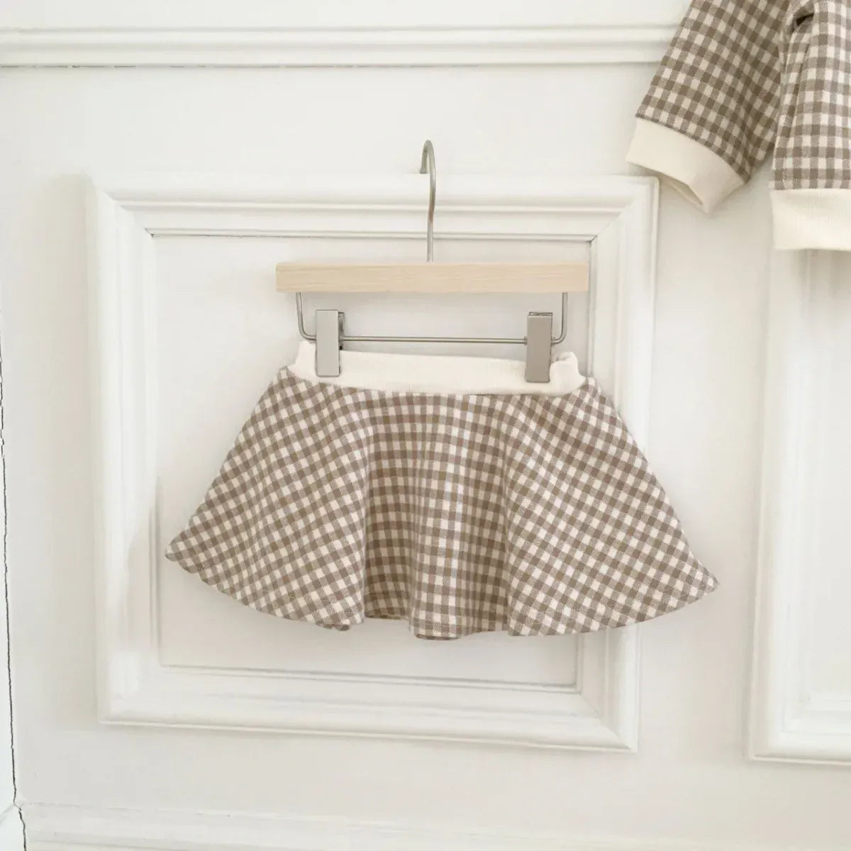 長袖セットアップ ベビーセットアップ 3点セット チェックカーディガンジャケット+フレアスカート+キャスケットベレー帽子【mh0007772】