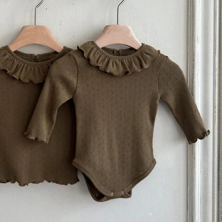 長袖ロンパース Coffee / 66cm 0-6m ベベビーロンパース ラッフル襟シンプル長袖ボディスーツ 3カラー【mh0007281】