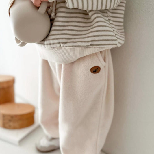 ロングパンツ・スウェットパンツ ジョガーパンツ 裏起毛フリース素材 刺繍ワッペン ハーレム長ズボン【mh0011365】