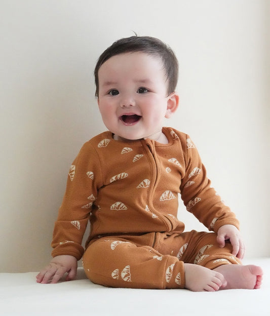 長袖ジャンプスーツ 長袖ジャンプスーツ ジップアップ ブレッド クロワッサン 鳥 バード プリント カバーオール【mh0011730】