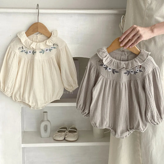 長袖ロンパース ベビー フラワー 花柄 刺繍 フリルカラー 長袖 ロンパース ガールズ【mh0004929】