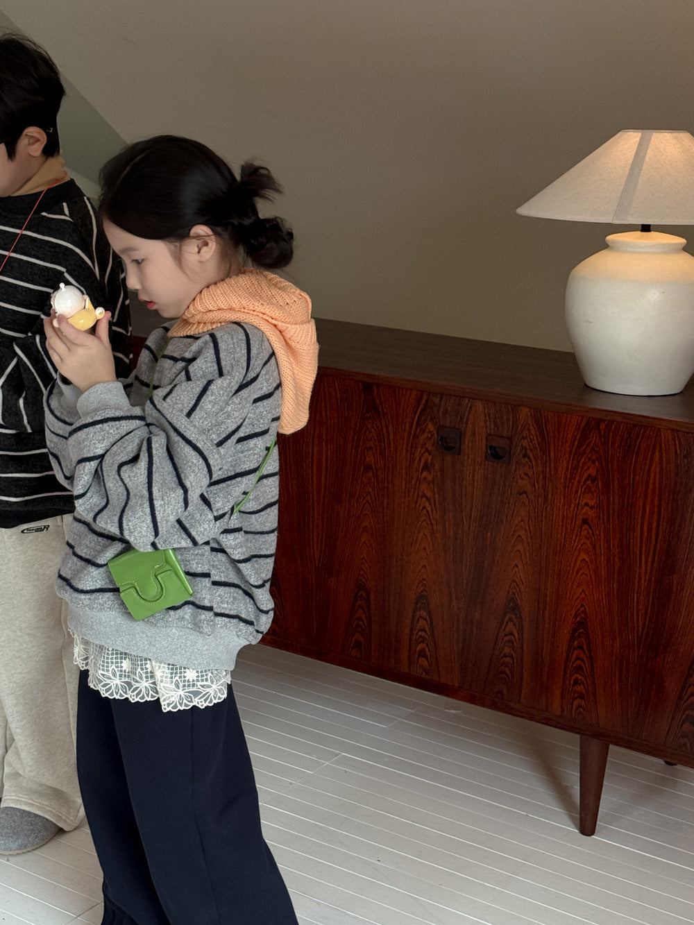 長袖スウェットシャツ キッズ ボーダー柄 裏起毛 厚手 クルーネック ルーズフィット【mh0011671】