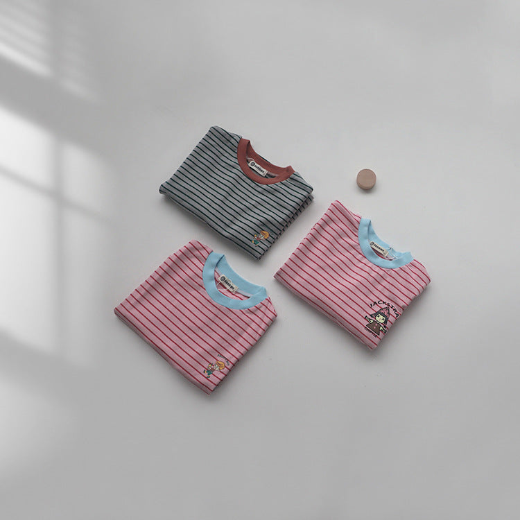 ボーダー長袖Tシャツ(赤/濃グレー)3枚、丸首と胸プリント