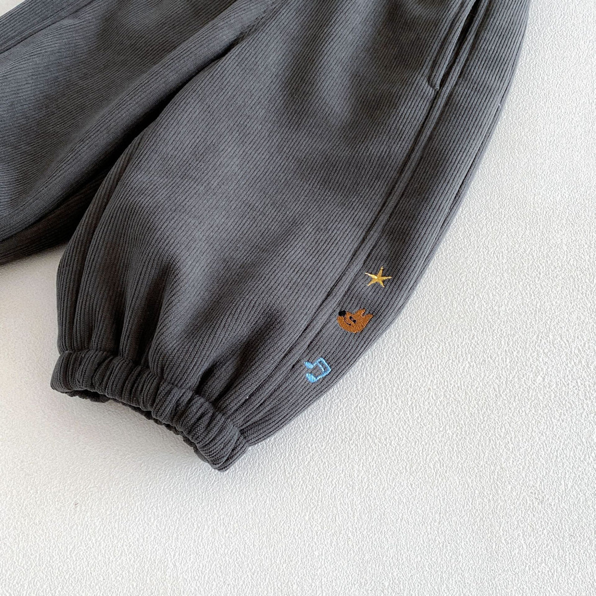 キッズ ワンポイント刺繍 コーデュロイ 裏起毛 バルーンパンツ【mh0014760】