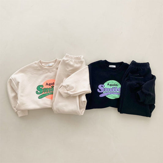 Conjunto de sudadera holgada con logo estampado y pantalón largo para bebé y niños 【mh0014633】