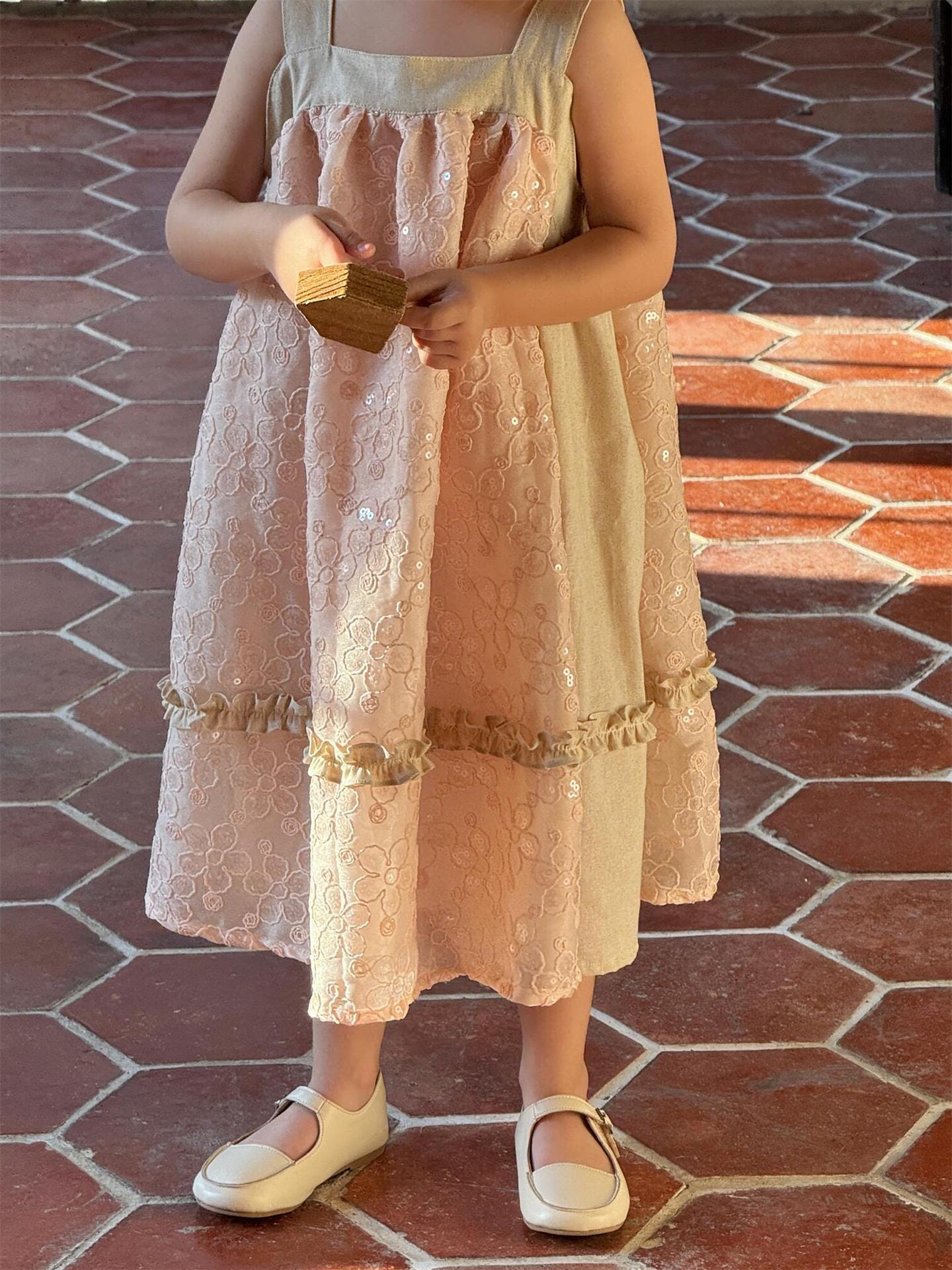 ノースリーブワンピース 刺繍レーススパンコールスクエアネックノースリーブワンピース【mh0010247】