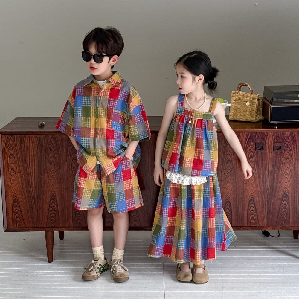 マドラスチェック柄子ども服セット、半袖シャツとショートパンツ/ノースリーブの広がるスカート