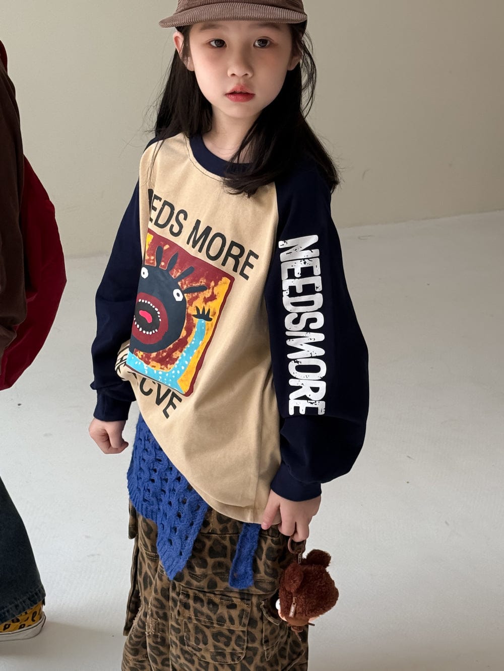 長袖Tシャツ Apricot / 90cm アルファベット柄長袖Tシャツ ルーズシルエットインナーシャツ【mh0010761】