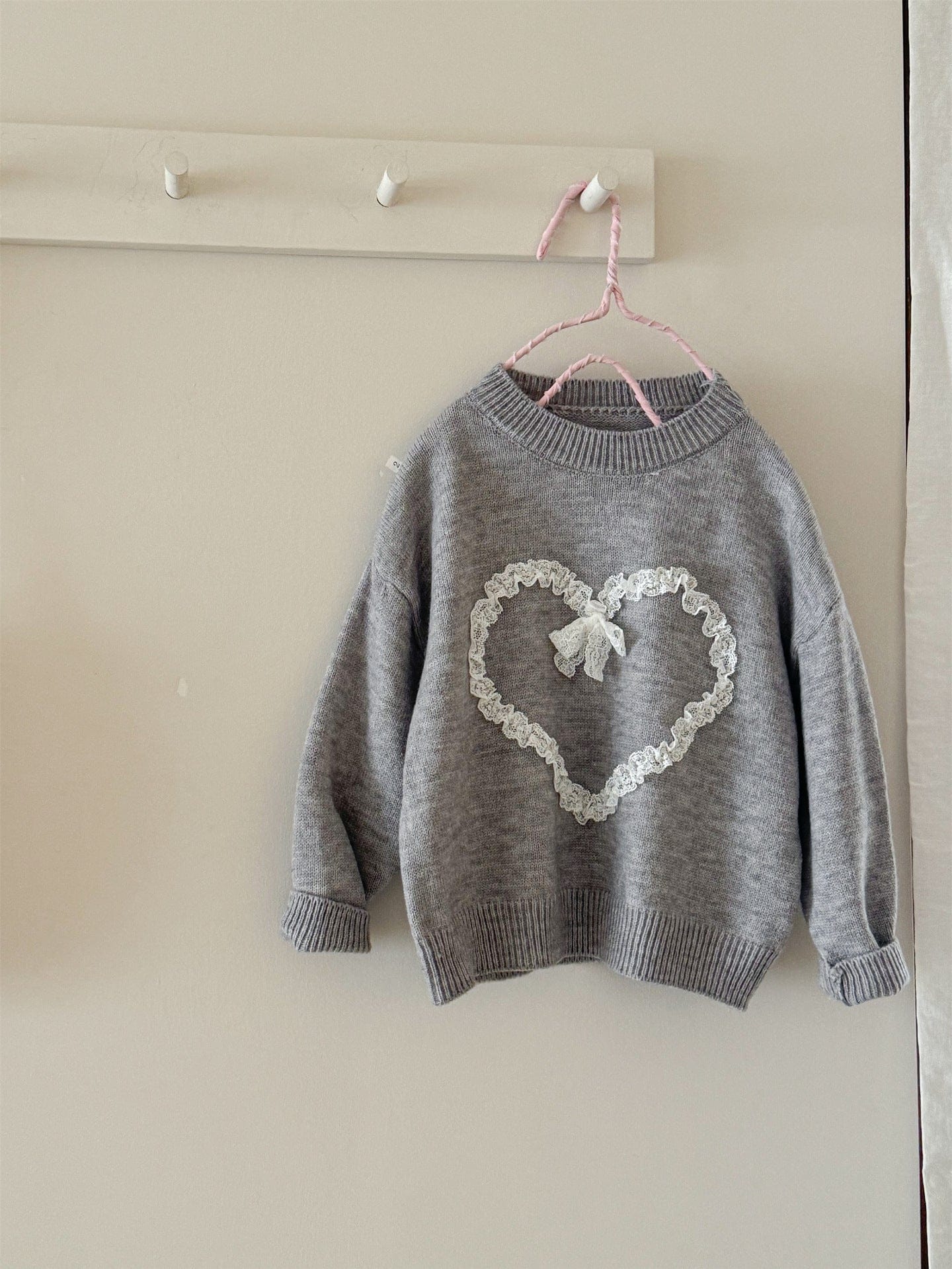 ニット・セーター Gray / 90cm キッズトップス フリルハートアップリケ長袖ニットセーター【mh0009194】