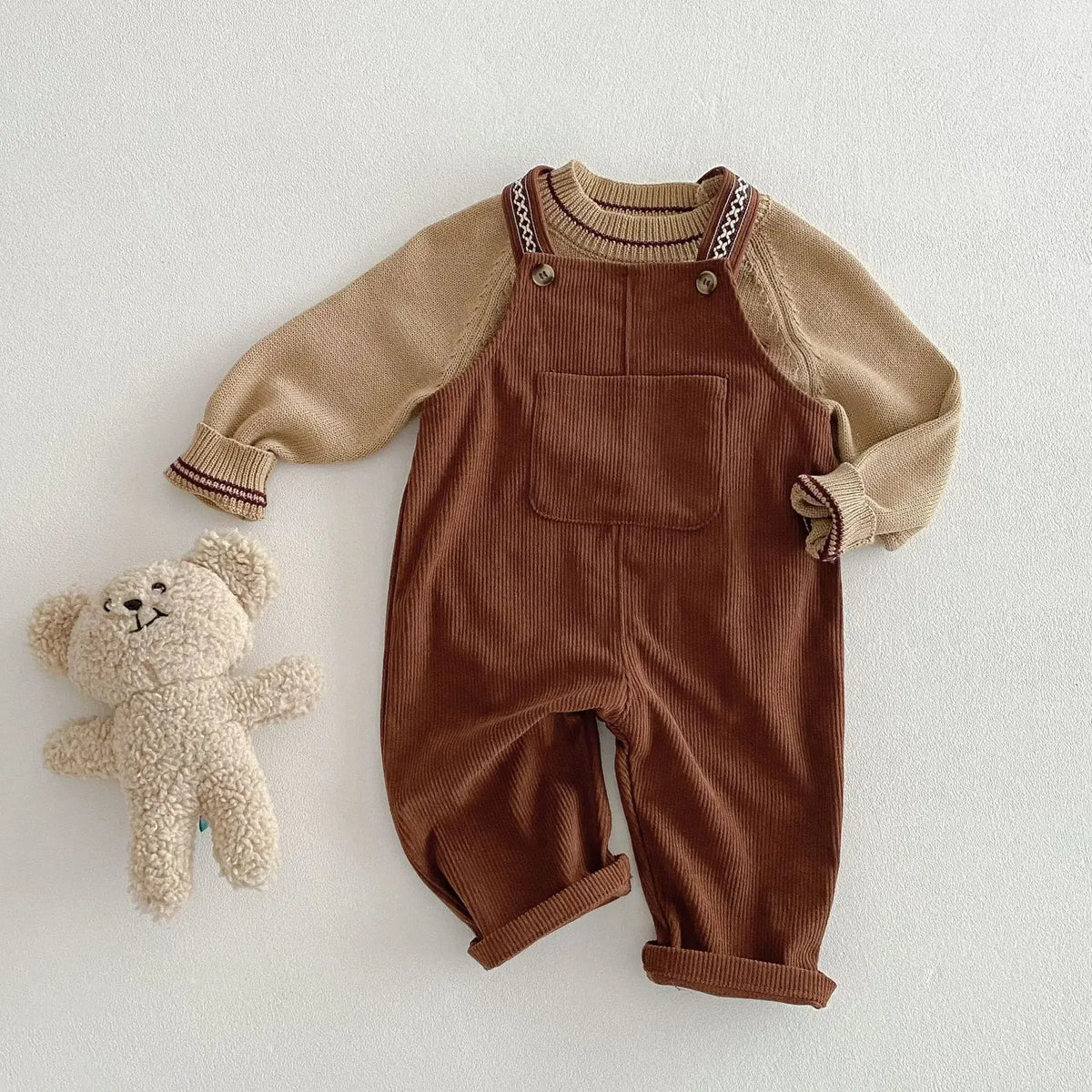 子ども用ブラウンニットセーター&コーデュロイサロペット