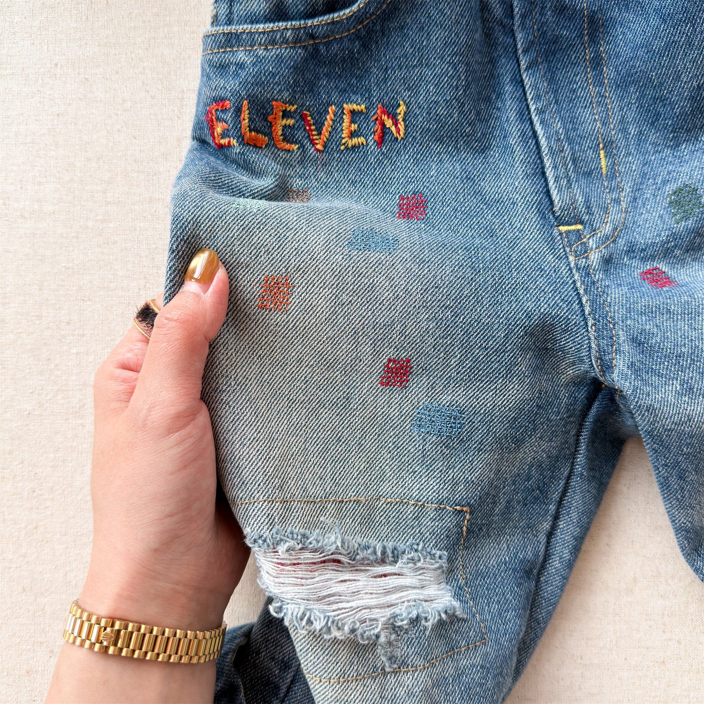 Letter Embroidery Distressed Jeans 刺繍 ダメージ デニムパンツ【mh0012475】 ADbaby デニムパンツ