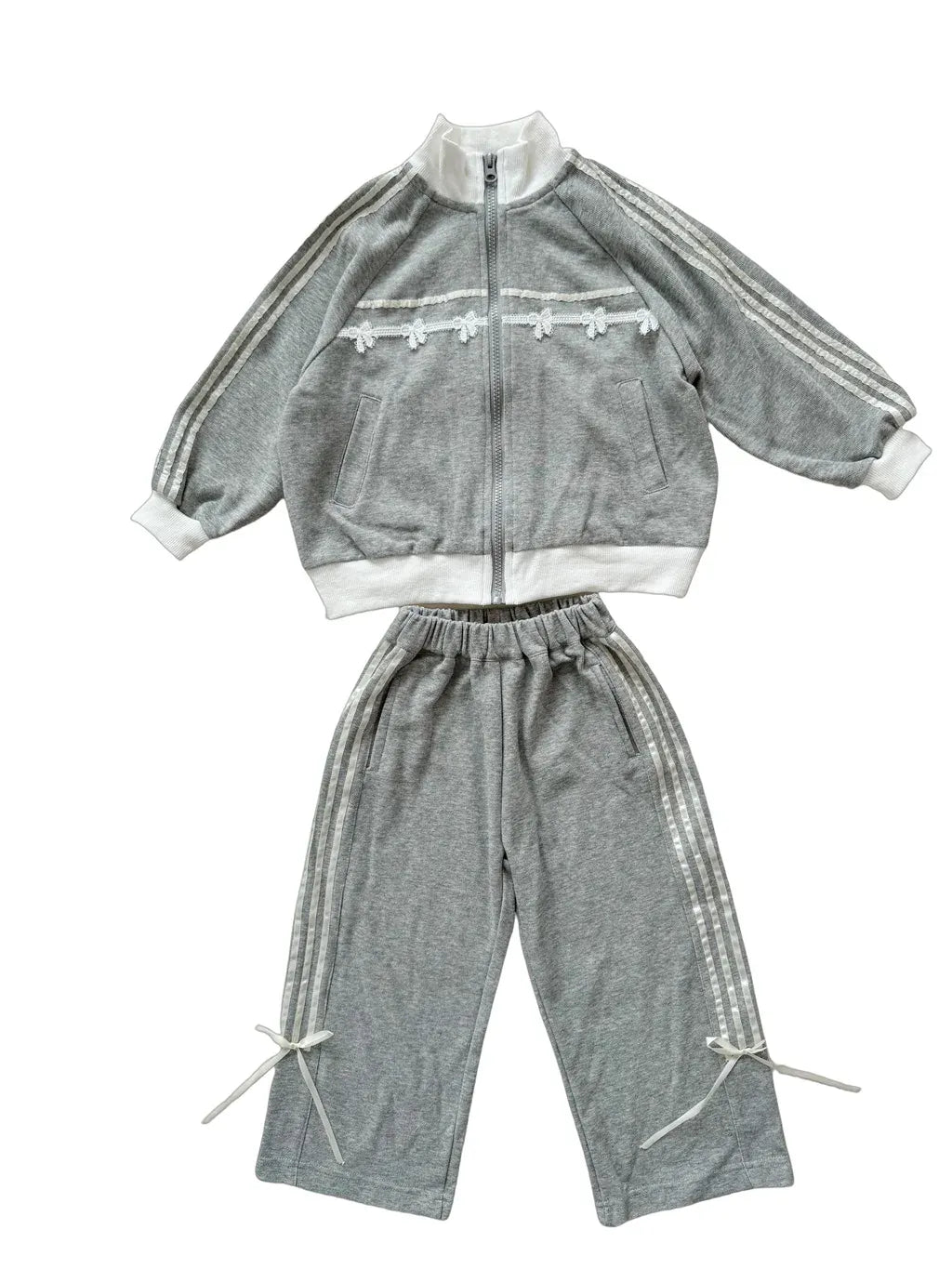 長袖セットアップ Gray / 3T 100CM キッズセットアップ 2点セット リボンライン刺繍長袖ジップアップスウェットジャケット+サイドリボンラインスウェットパンツ グレー【mh0006900】