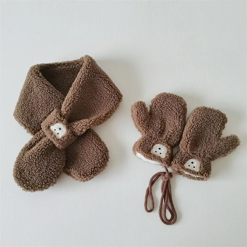 ネックウォーマー Coffee / One Size(2-5T) キッズマフラー 手袋 2点セット ボアフリース ネックウォーマー ミトン くまベア刺繍 3カラー ユニセックス 男の子 女の子 子供服【mh0003200】