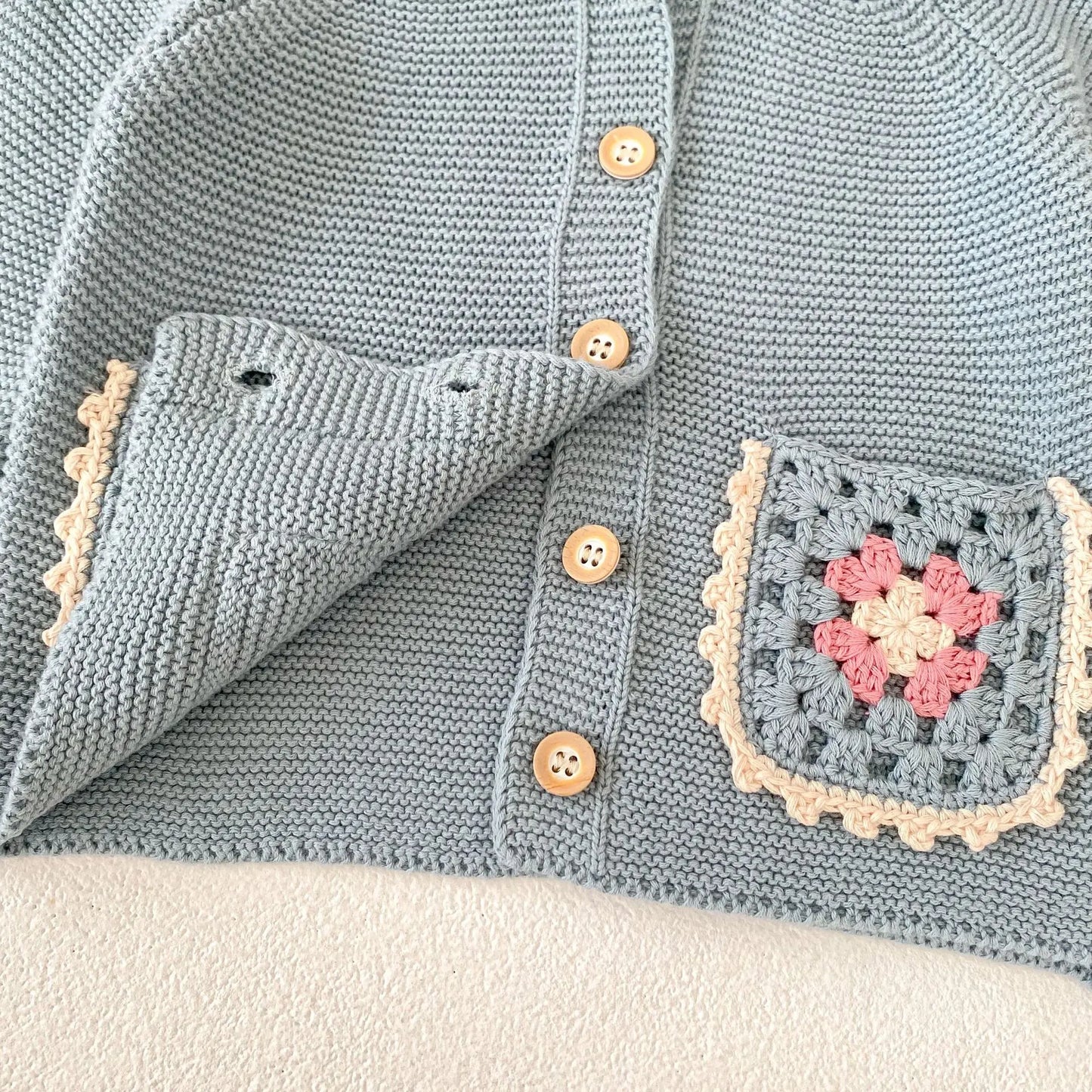 カーディガン・パーカー ベビーカーディガン ニットジャケット レース編み ポケット ブルー