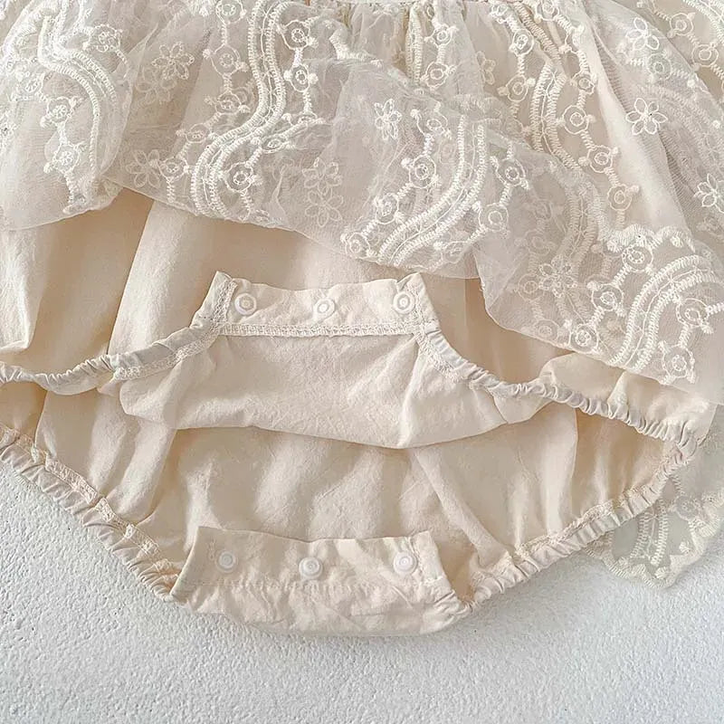 長袖ロンパース ベビーロンパース レース 長袖スカートボディスーツ ベビードレス お出かけ ベージュ