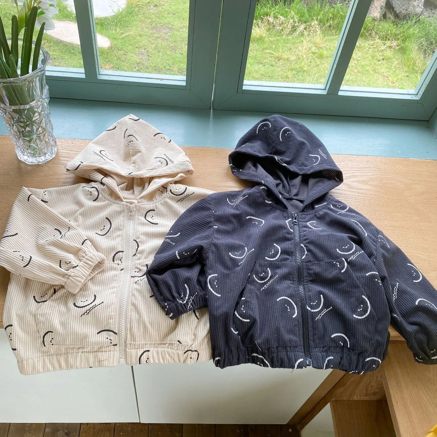 カーディガン・パーカー キッズトップス コーデュロイ フーディ フード付き パーカー スマイルプリント 2カラー