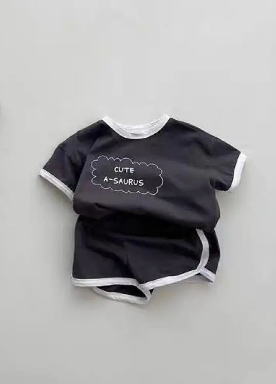 半袖セットアップ ベビーセットアップ 2点セット 半袖Tシャツ+ショートパンツ レターロゴプリント 2カラー