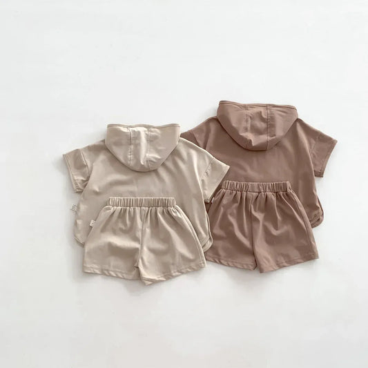 半袖セットアップ ☺︎ キッズセットアップ 2点セット 半袖フーディTシャツ+ショートパンツ レターロゴプリント2カラー