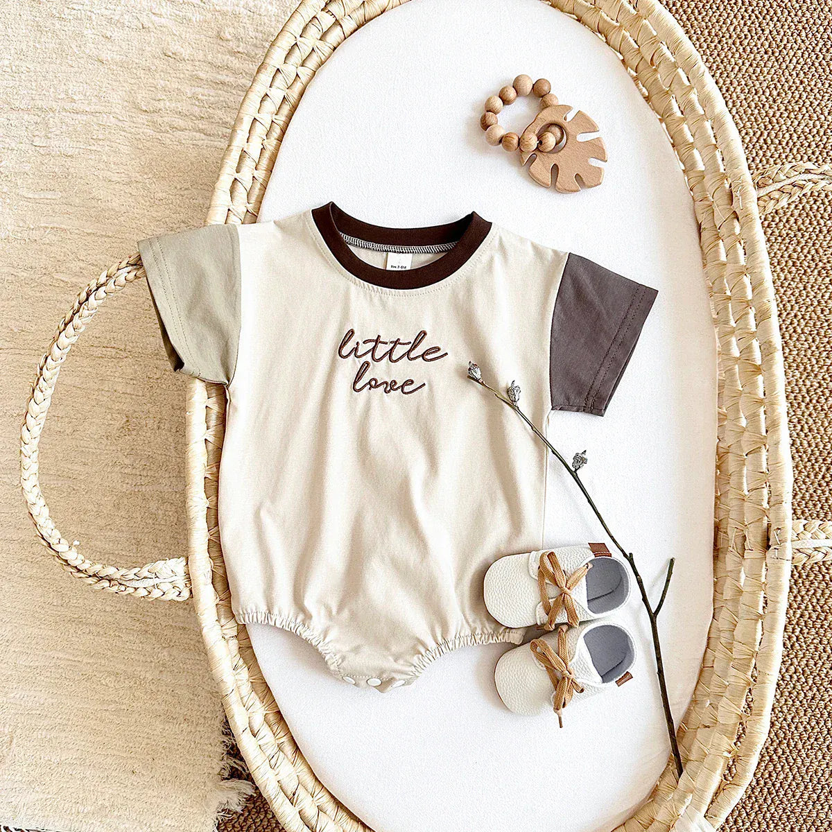 半袖ロンパース Beige / 0-3M 59cm ベビーロンパース パッチワーク レターロゴ 半袖ボディスーツ 2カラー【mh0005854】