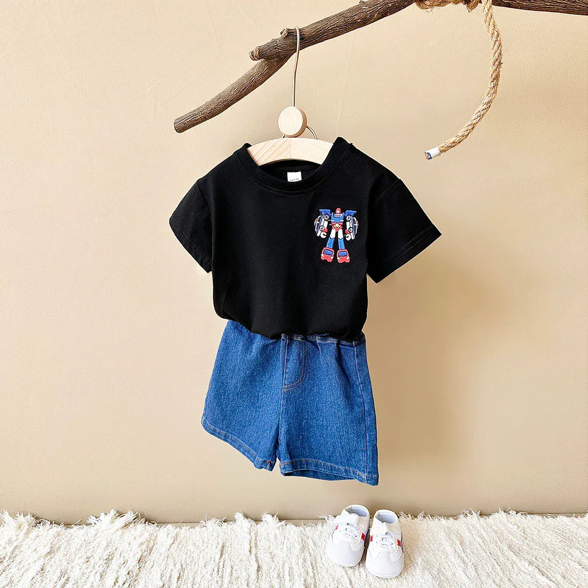 半袖セットアップ Black / 6-9M 66cm ☺︎ ベビーセットアップ 2点セット 半袖Tシャツ+デニムショートパンツ ロボット刺繍