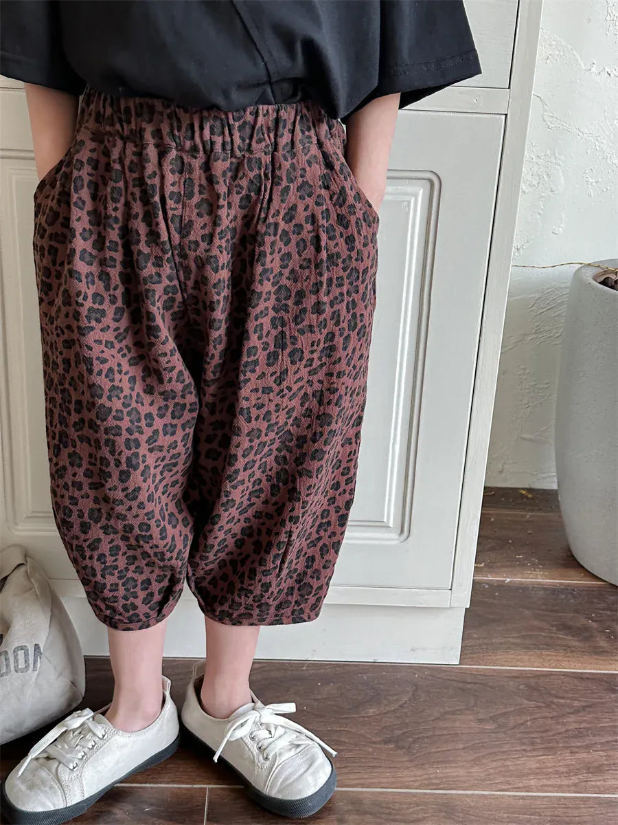 キッズ レオパード柄サマークロップドパンツ、ウエストゴム付き(ブラウン系)
