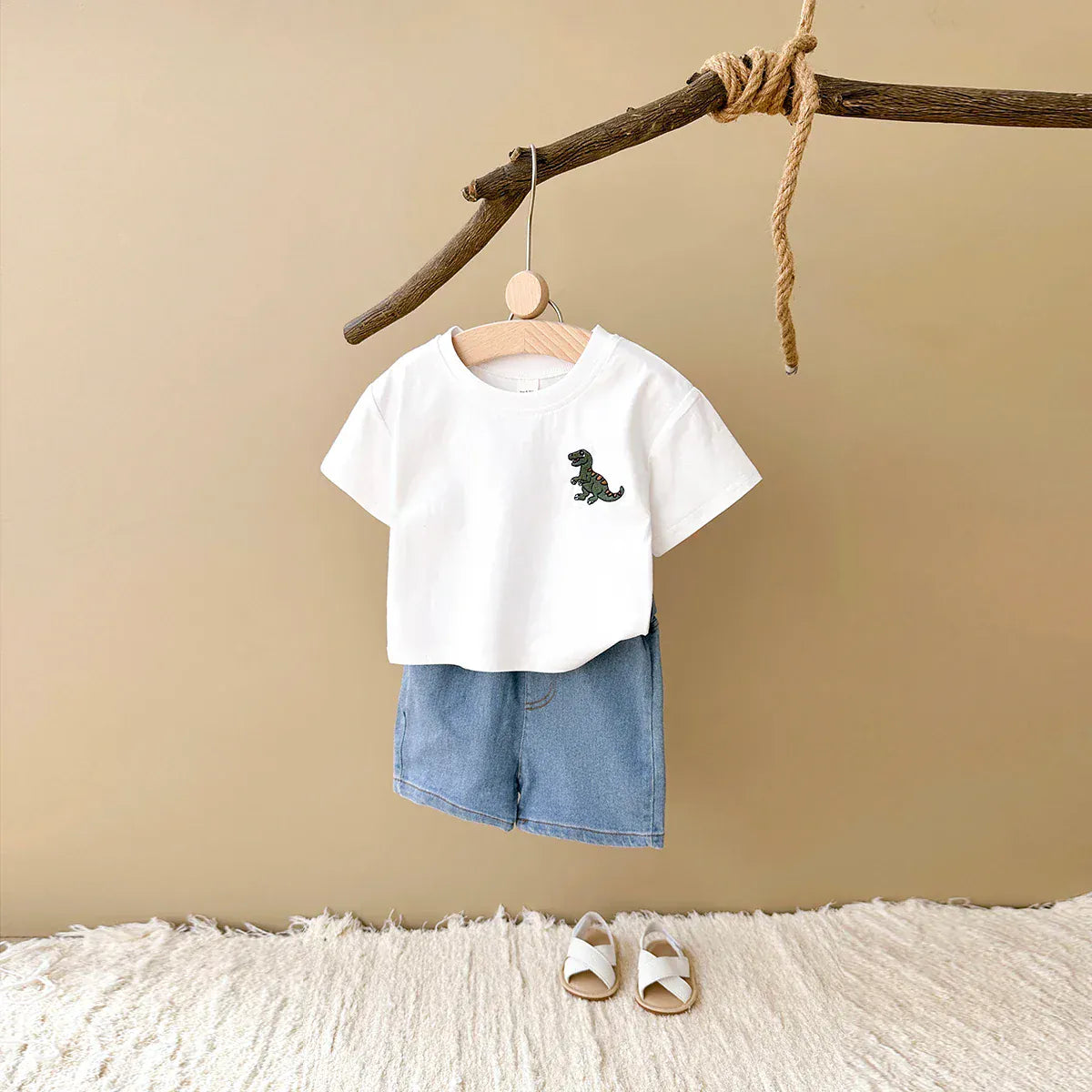 半袖セットアップ forest green / 6-9M 66cm ☺︎ ベビーセットアップ 2点セット 半袖Tシャツ+デニムショートパンツ 恐竜ダイナソー刺繍