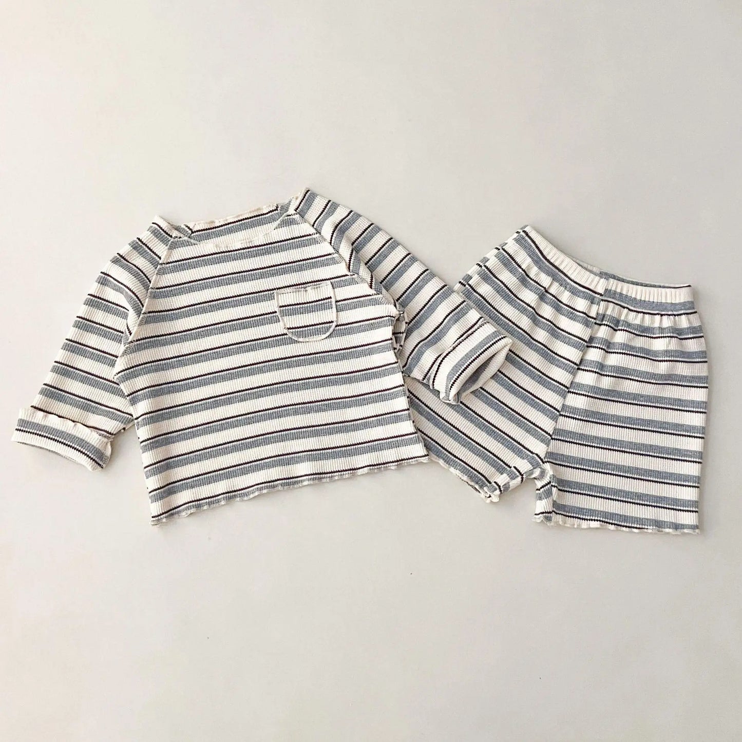 長袖セットアップ gray / 12M 80cm キッズセットアップ 長袖Tシャツ+ショートパンツ ボーダー ルームウェア 2カラー