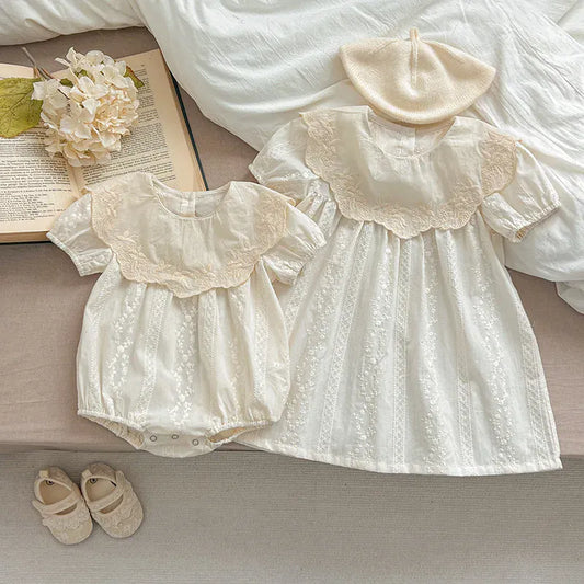 半袖ロンパース ベビーロンパース/キッズワンピース 半袖 ビッグ襟 レースフラワー花柄刺繍 リンクコーデ 姉妹 お揃いコーデ【mh0005325】