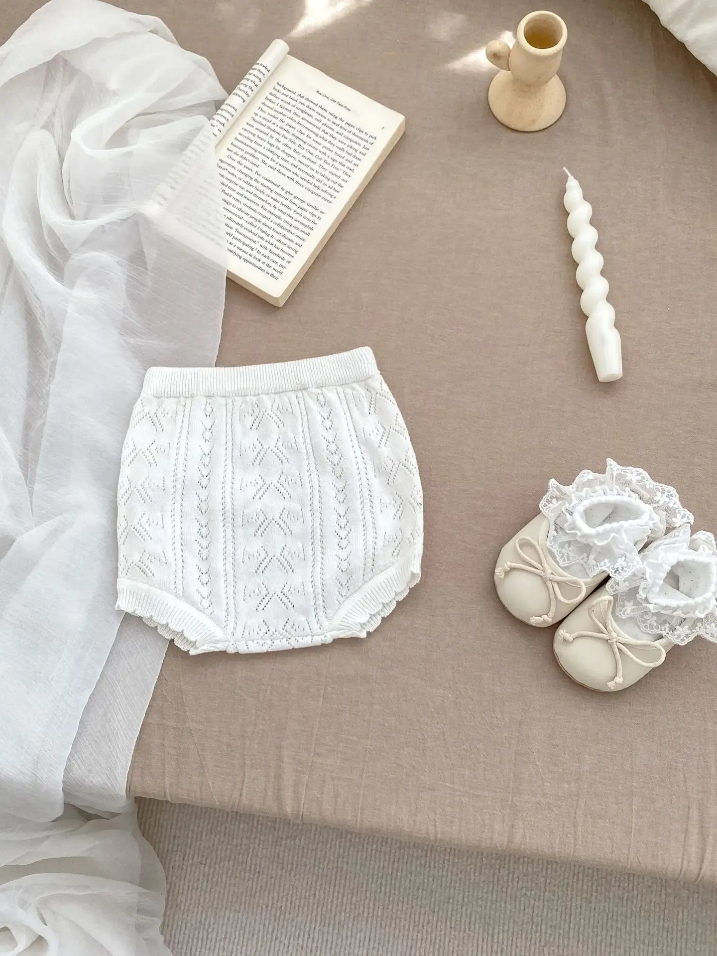 ブルマパンツ white shorts / 6M 66cm ベビーパンツ レースニット サマーニット ブルマパンツ 2カラー